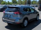Used 2019 Nissan Rogue SV image 3