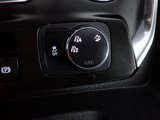Used 2018 Chevrolet Traverse LT image 2