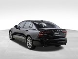 Used 2020 Volvo S60 T6 Momentum w/ Protection Package Premier image 3