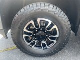 Used 2020 GMC Sierra 2500 AT4 w/ Technology Package image 4