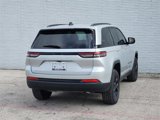 New 2025 Jeep Grand Cherokee Altitude image 4