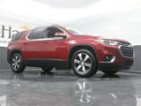 Used 2018 Chevrolet Traverse LT image 2