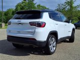 Used 2022 Jeep Compass Limited image 3