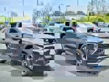 Used 2024 Chevrolet Trax LT image 2