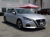 Used 2022 Nissan Altima 2.5 SV image 2