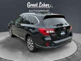 Used 2017 Subaru Outback 2.5i Touring image 3