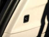 Used 2022 Chrysler Voyager LX image 6