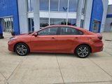 Used 2022 Kia Forte LXS image 2