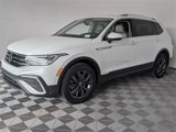 Used 2022 Volkswagen Tiguan SE w/ Panoramic Sunroof Package image 4
