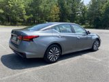 Used 2023 Nissan Altima 2.5 SV image 2