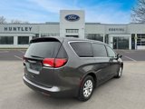 Used 2017 Chrysler Pacifica Touring w/ Tire & Wheel Group image 4