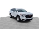 Used 2024 GMC Terrain SLE image 3