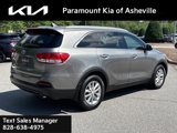Used 2016 Kia Sorento LX w/ LX Convenience Package image 3