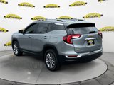 Used 2023 GMC Terrain SLT image 3