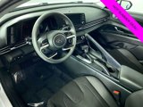 Used 2023 Hyundai Elantra SEL image 5
