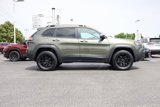 Used 2019 Jeep Cherokee Trailhawk image 4