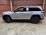 Used 2023 Jeep Grand Cherokee Limited w/ Black Appearance Package image 2