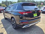Used 2024 Mitsubishi Outlander SE image 4