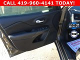 Used 2015 Jeep Cherokee Limited image 2