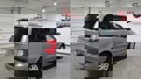 Used 2013 Chrysler Town & Country Touring image 5