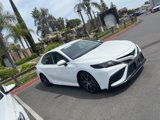 Used 2022 Toyota Camry SE w/ Carpet Mat Package (TMS) image 2