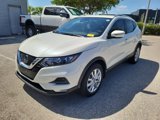 Used 2021 Nissan Rogue Sport SV image 2