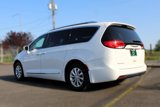 Used 2018 Chrysler Pacifica Touring-L image 5