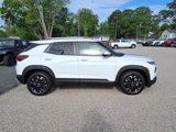 Used 2022 Chevrolet TrailBlazer LT image 2