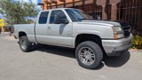 Used 2006 Chevrolet Silverado 2500 LT w/ Heavy-Duty Power Package image 2