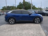 Certified 2021 Volkswagen ID.4 Pro S w/ Gradient Package image 3