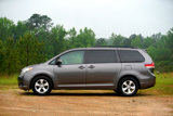 Used 2014 Toyota Sienna LE image 5