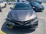 Used 2021 Toyota Camry SE image 2