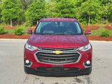 Used 2021 Chevrolet Traverse LT image 3