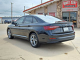 Used 2024 Volkswagen Jetta SE image 2