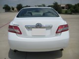 Used 2010 Toyota Camry LE image 2