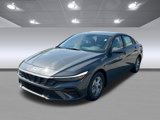 New 2025 Hyundai Elantra SE image 3