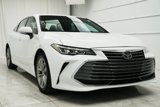 Used 2022 Toyota Avalon XLE image 2
