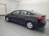 Used 2017 Kia Forte LX image 3