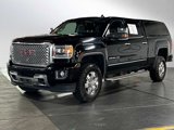 Used 2017 GMC Sierra 2500 Denali w/ Suspension Package, Off-Road image 3