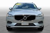 Used 2018 Volvo XC60 T5 Momentum w/ Vision Package image 3