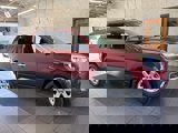 Used 2016 GMC Acadia SLE image 1