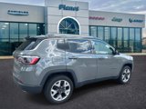 Used 2022 Jeep Compass Limited w/ Sun and Sound Group image 3
