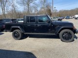 New 2025 Jeep Gladiator Sport image 5