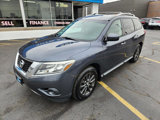Used 2014 Nissan Pathfinder SV image 3