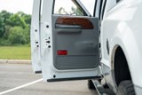 Used 2002 Ford F250 Lariat image 6