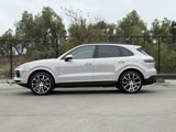Certified 2022 Porsche Cayenne Platinum Edition image 2