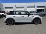 Certified 2023 MINI Cooper 4-Door Hardtop image 6