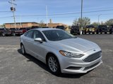 Used 2017 Ford Fusion SE image 2