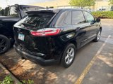 Used 2022 Ford Edge SE image 2
