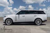 Used 2023 Land Rover Range Rover Long Wheelbase Autobiography image 4